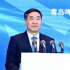 黄克兴